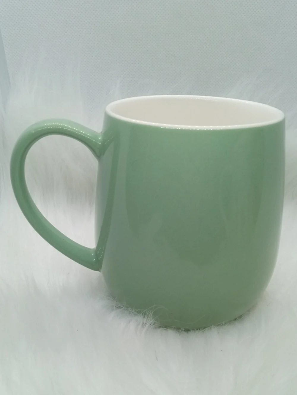 BE DIFFERENT MUG